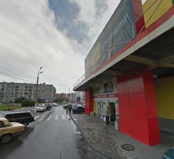 Отделение Уральского Банка Реконструкции и Развития по адресу проспект Хрущева 5а